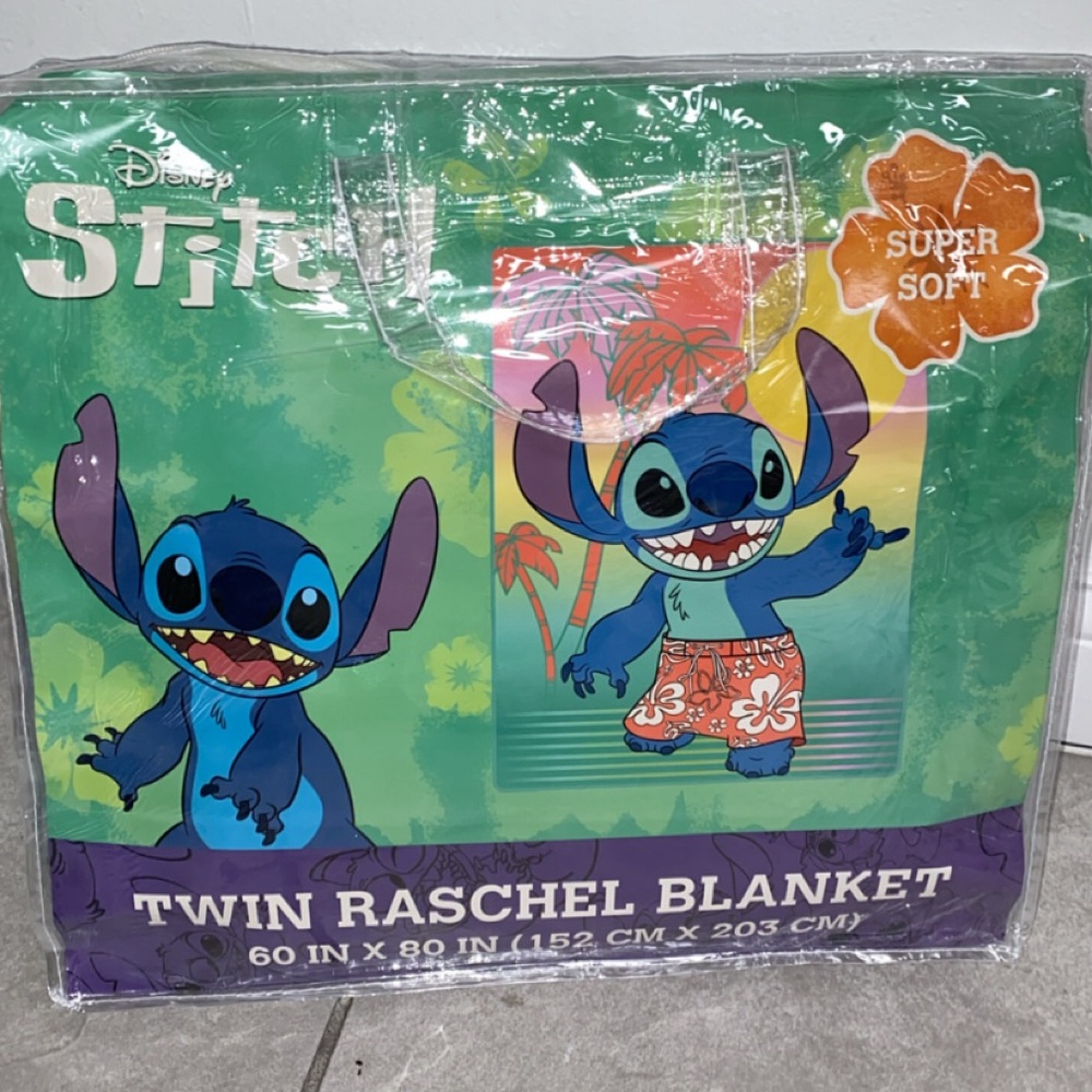 Disney Stitch‎ Blanket Twin/Full NEW